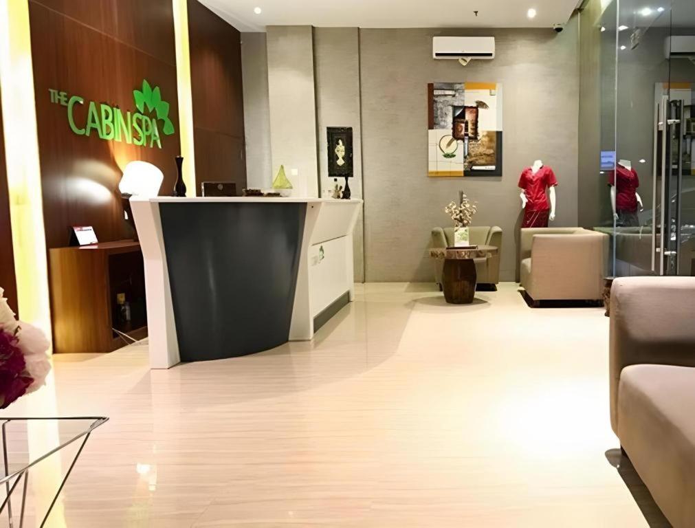 The Crew Hotel Kualanamu International Airport Medan Bagian luar foto